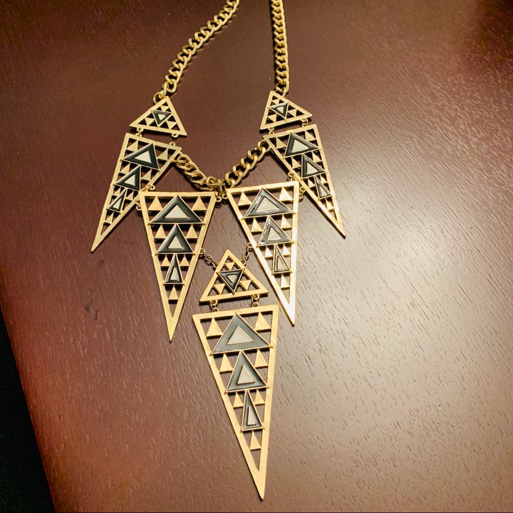🌷 Art Deco Necklace